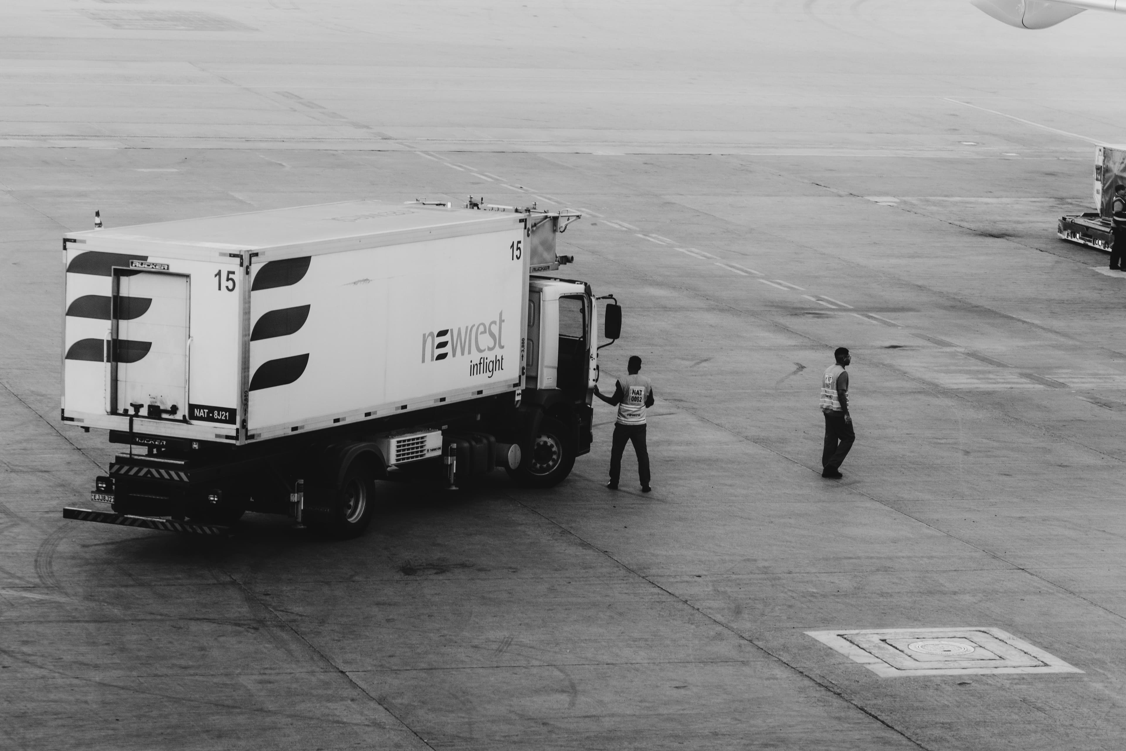 LOGISTICS & TRANSPORT